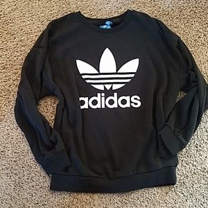 Adidas sweater💕